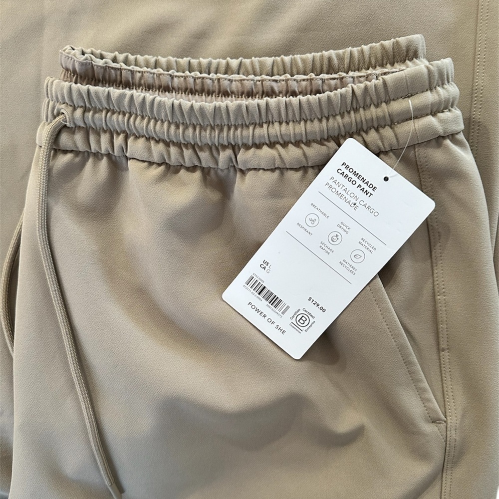 NWT Athleta Women’s Promenade Cargo Pants Size L - Picture 3 of 8